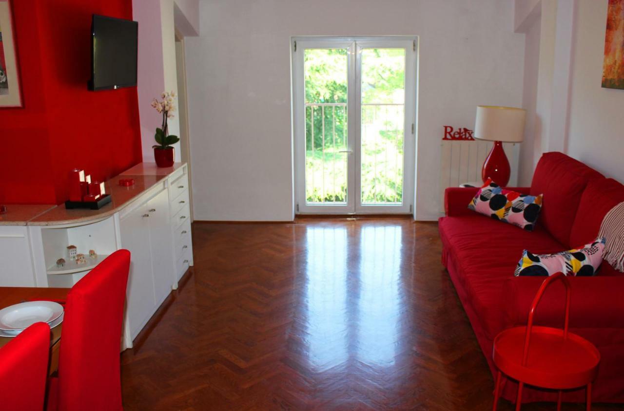 Ferienwohnung Sunny Corner In City Center With Free Parking Pula Exterior foto