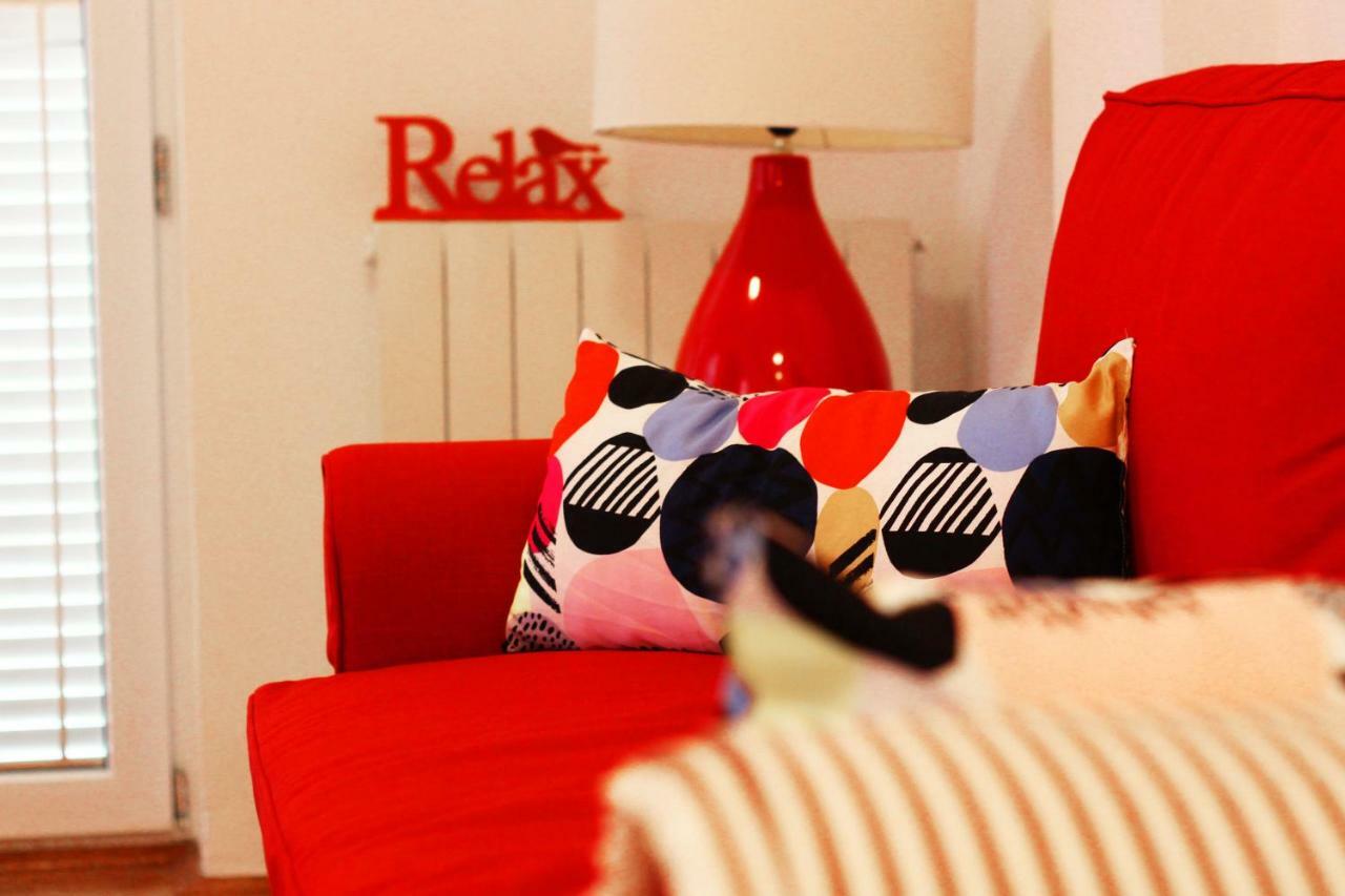 Ferienwohnung Sunny Corner In City Center With Free Parking Pula Exterior foto